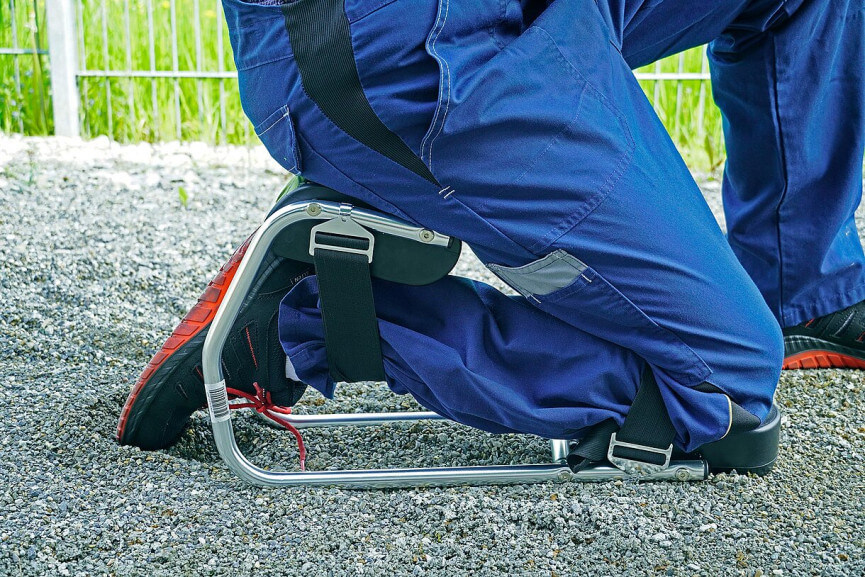 PROBST KNEESEAT KS